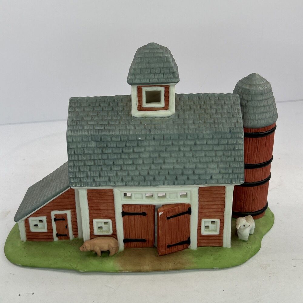 Vintage PartyLite Meadowbrook Farm Red Barn Silo Tealight Candle Holder P0493 - Picture 1 of 3